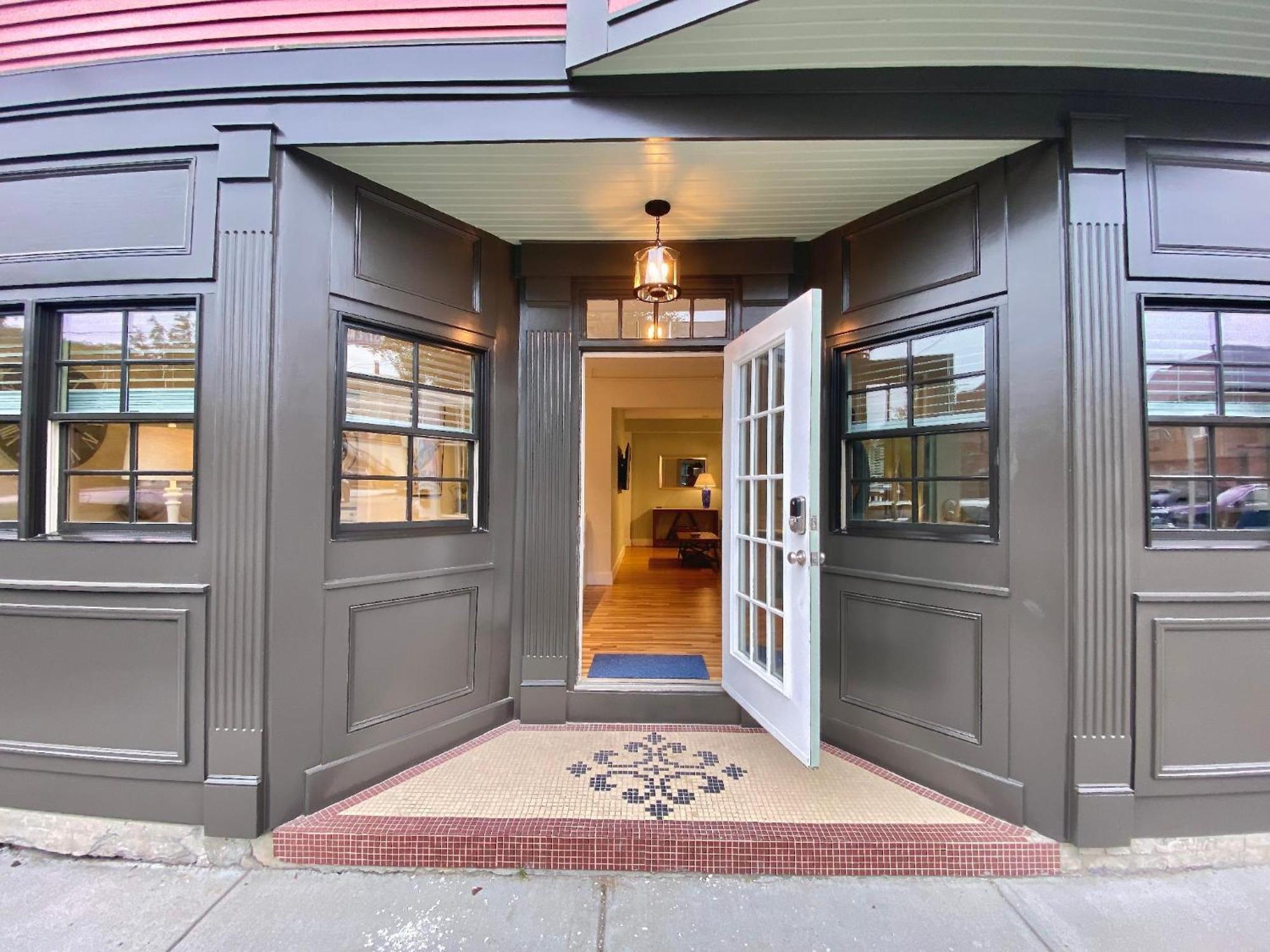86 Drm House Apartment Newport Exterior photo